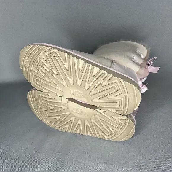 Girls UGG Boots Bailey Bow Baby Pink Suede Wool Coquette Rare Collectors Sz 3 - Picture 16 of 16